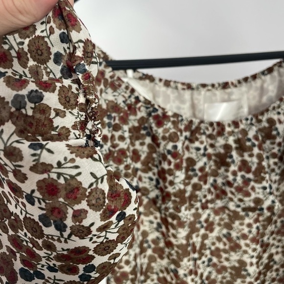 Anthro JOA Floral Disty Print Off the Shoulder Blouse Size M - Picture 4 of 7